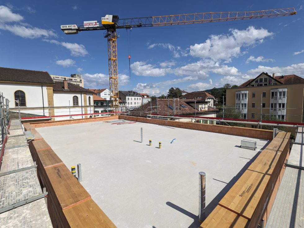 Bât A : dalle toiture prêt pour pose barrière vapeur (16.04.2024)