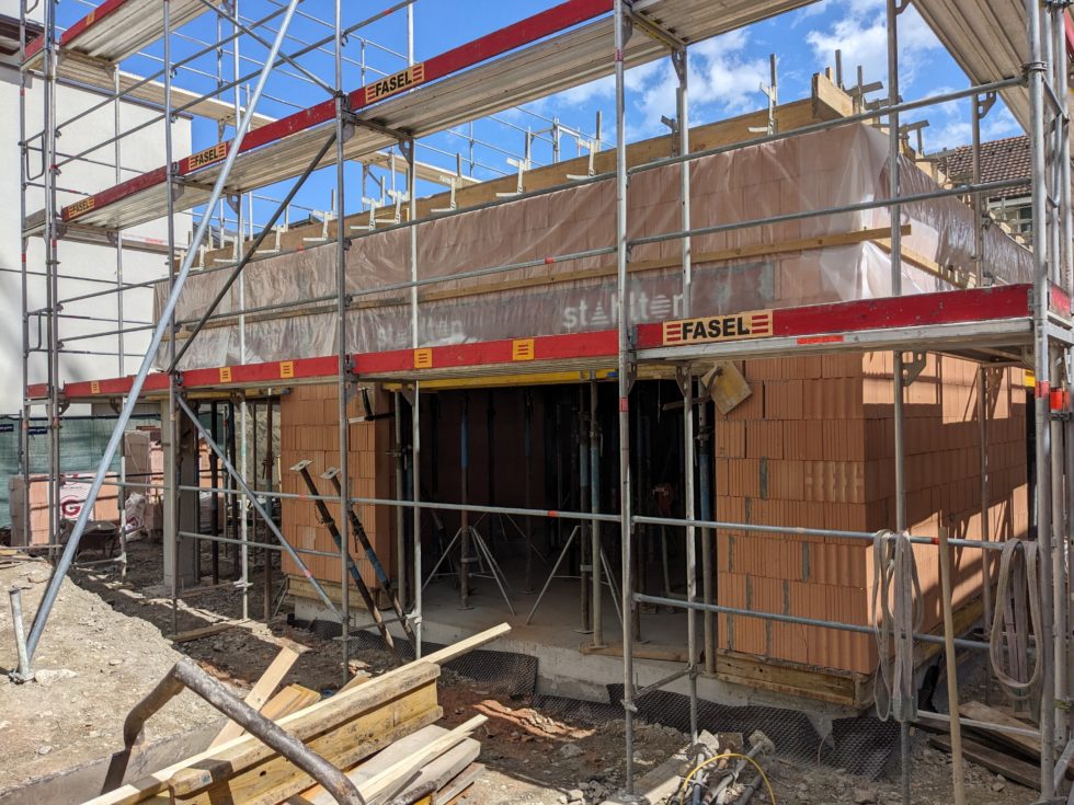 Bât. D : briques CAPO et coffrage dalle sur rez, terminé (16.04.2024)