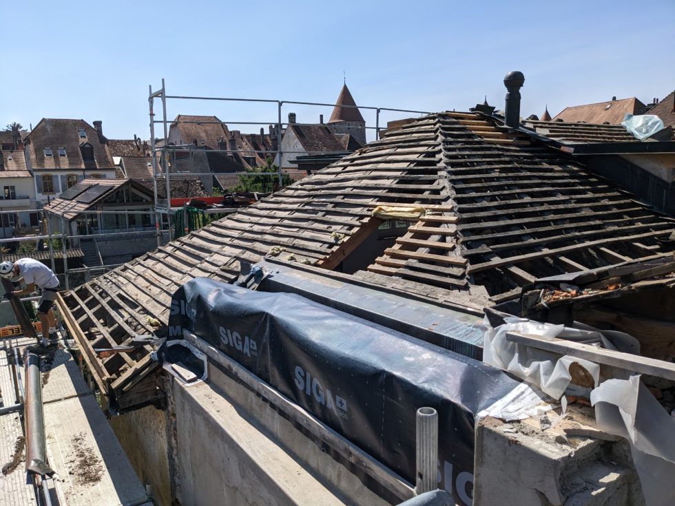 Bât. B : dépose de la tuile, terminé (19.08.2024)