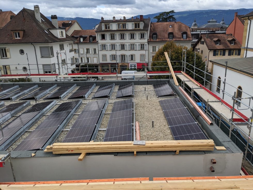 Bât. A : pose des panneaux PV, terminé (07.10.2024)