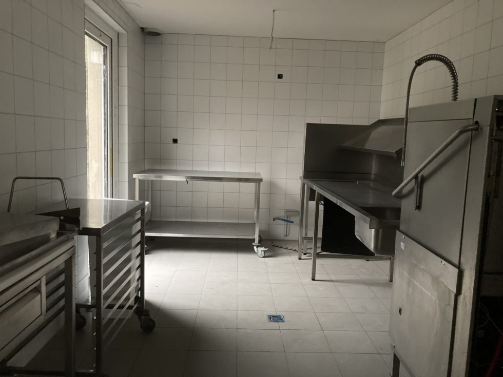 Bât. A : cuisine rez, en attente des appareillages (27.01.2025)