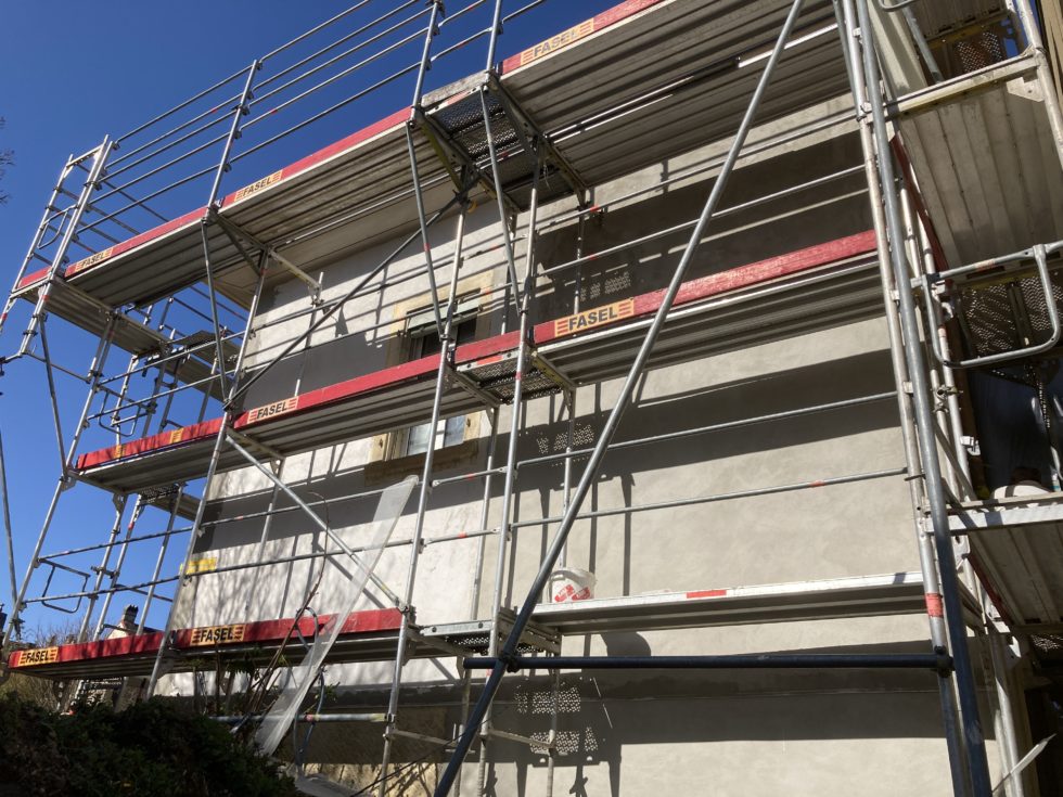 Bât. B : crépi et peinture des façades